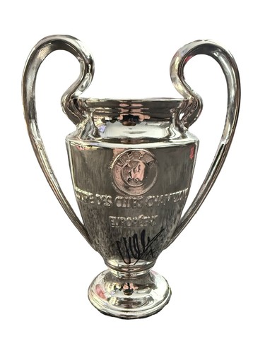 David villa signed - villa, barcelona