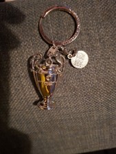 OFFICIAL BAYERN MUNICH UEFA