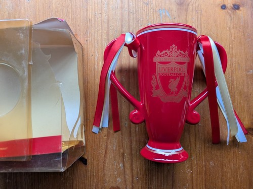 Liverpool trophy mug 2009 - mug,