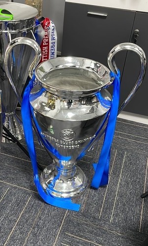 Champions league 45cm trophy - 45cm,